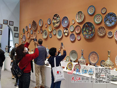 2022景德鎮(zhèn)瓷博會(huì) 以“買全球 賣全球”為翼，架設(shè)文化藝術(shù)交流新橋梁